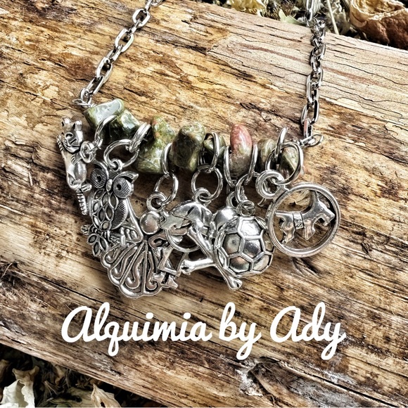 Unakite charms chunky silver necklace - Picture 2 of 3